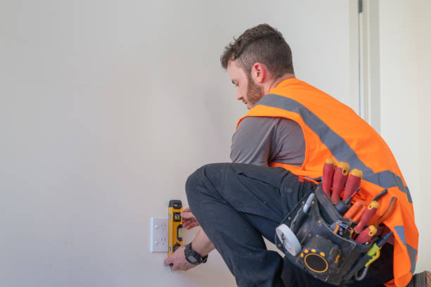 Best Home Electrical Repair  in Suamico, WI