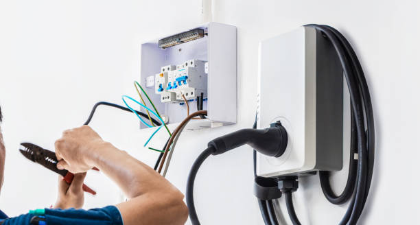 Best 24-Hour Electrician  in Suamico, WI